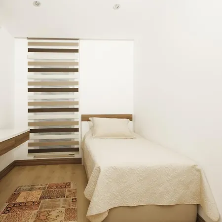 公寓式酒店 Lara Orkide Homes 3*